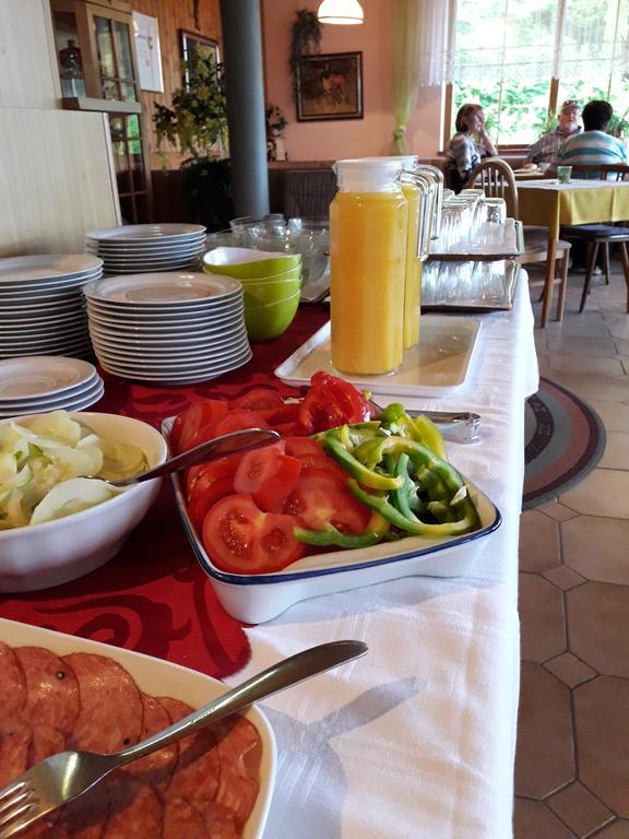 Ferienpension Garni Hubert Rigelnik Sankt Kanzian am Klopeiner See Buitenkant foto